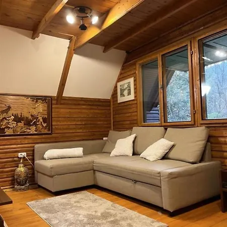 Kerekerdo - 公寓 Szarvaskő